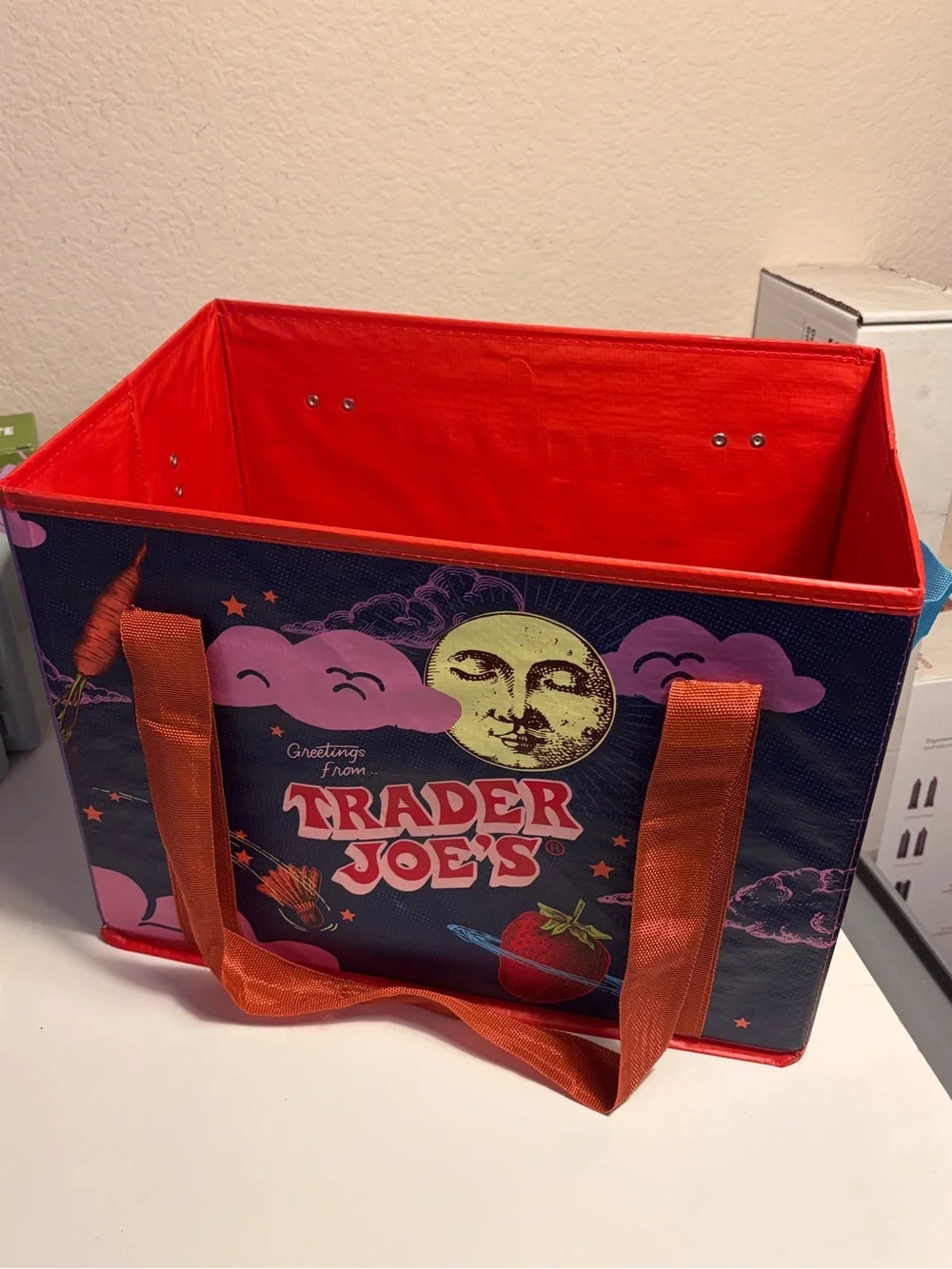 NEW TRADER JOE'S STAND UP COLLAPSIBLE TOTE GROCERY BAG. STURDY AND STORABLE
